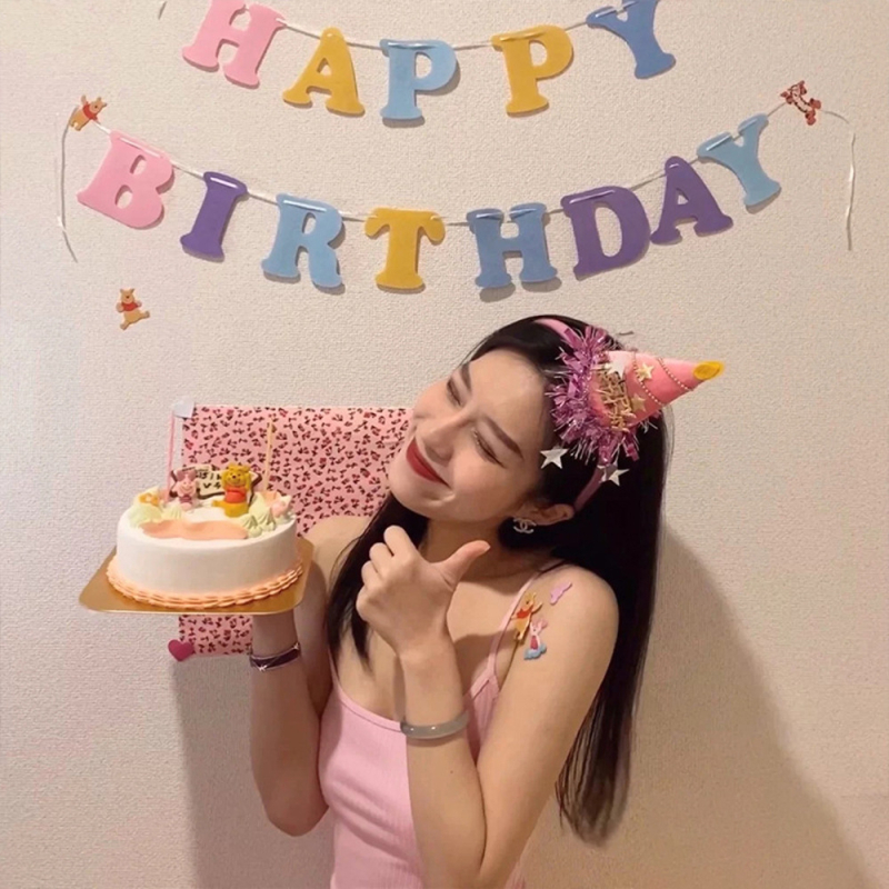 Banner cu litere în stil macaron pastel, pentru decor de petrecere