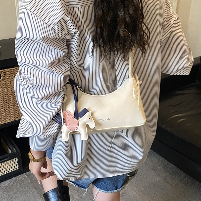 2026 nova casual minimalistička torbica za svakodnevnu upotrebu – za ramena i crossbody, korejski stil mode