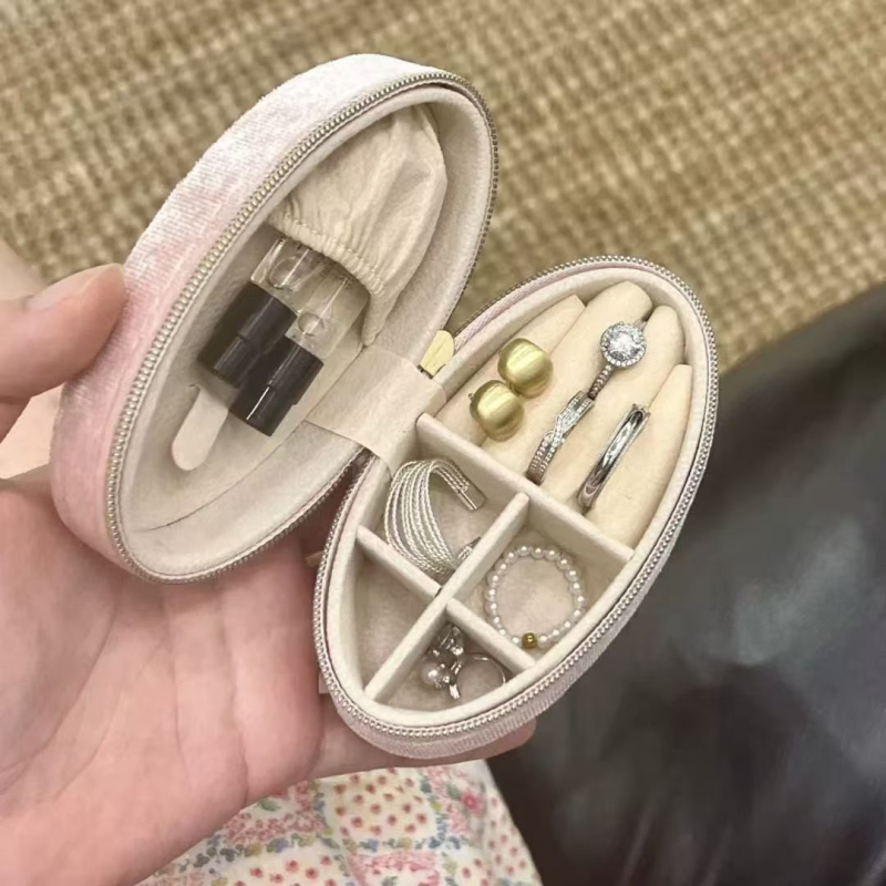 Ovalna kutija za nakit s flanelnom unutrašnjošću, prenosna, retro dizajn s zatvaračem, dimenzije 10.8 × 5.8 × 4.6 cm