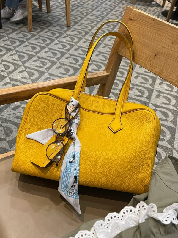 Ženska tote torba od prave kože, velika zapremina, Boston stil