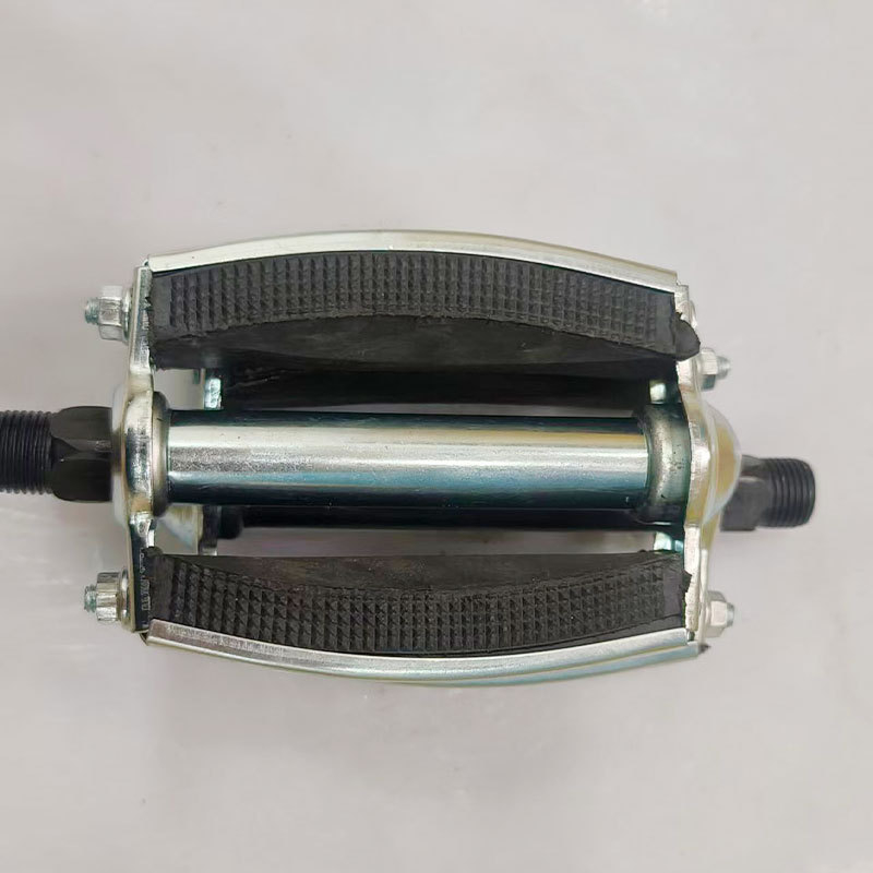 Zhengmao Model 26 gumírozott pedálok, univerzális használatra kerékpárokhoz és elektromos kerékpárokhoz, MTB retro stílus