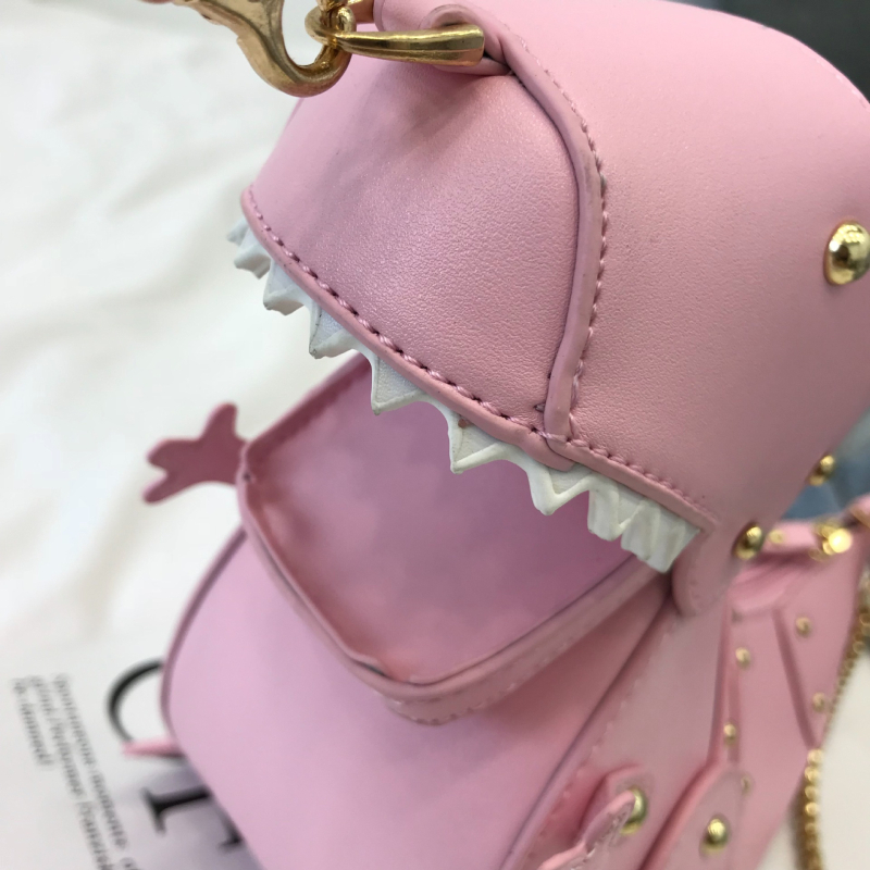 Crossbody torba u školjkastom stilu s 3D dinosaurus motívom, jedinstvenim nitima i dizajnom crtane životinje