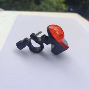 Ansuoansu stražnje svjetlo za bicikl AZ-308