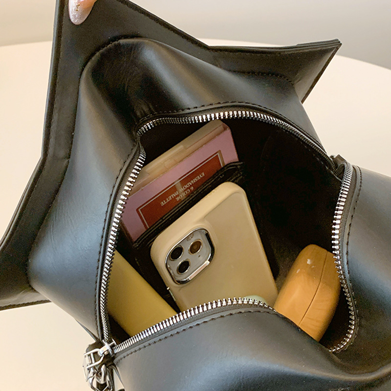 Ženska PU torba s reljefnim uzorkom — preko ramena ili crossbody, na skladištu