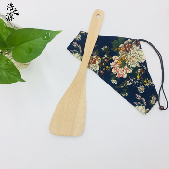 Spatulă de bucătărie din lemn, înclinată, pentru wok și tigăi antiaderente