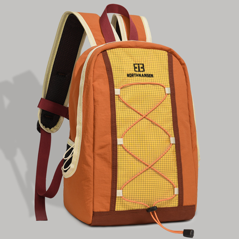 Ženski ruksak u stilu fakulteta, minimalističko luksuzan, 20–35 L, najlon, pogodan za svakodnevnu upotrebu i putovanja, kompatibilan s 8-inčnim prijenosnikom