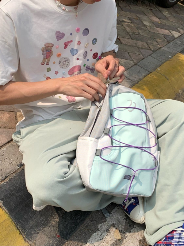 Color-block ruksak u japansko-zapadnom stilu, unisex, 20–35 L, vodootporan, za 14-inčni laptop, uzor s slovima