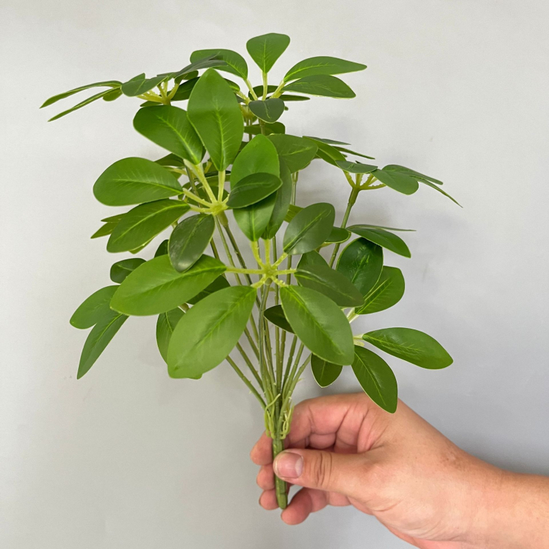 Plantă artificială cu frunze în formă de stele, 12 tulpini de frunze norocoase și decor de perete cu flori de satin