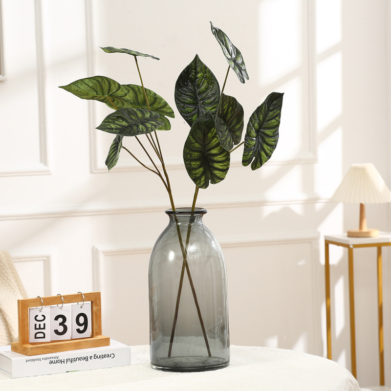 Plantă artificială cu frunze de Alocasia – verde proaspăt, decor pentru masă și sufragerie