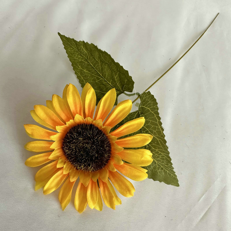 Buchet cu floare de soare din mătase — buchet de mână pentru nunți, recuzită pentru fotografie și decor în casă