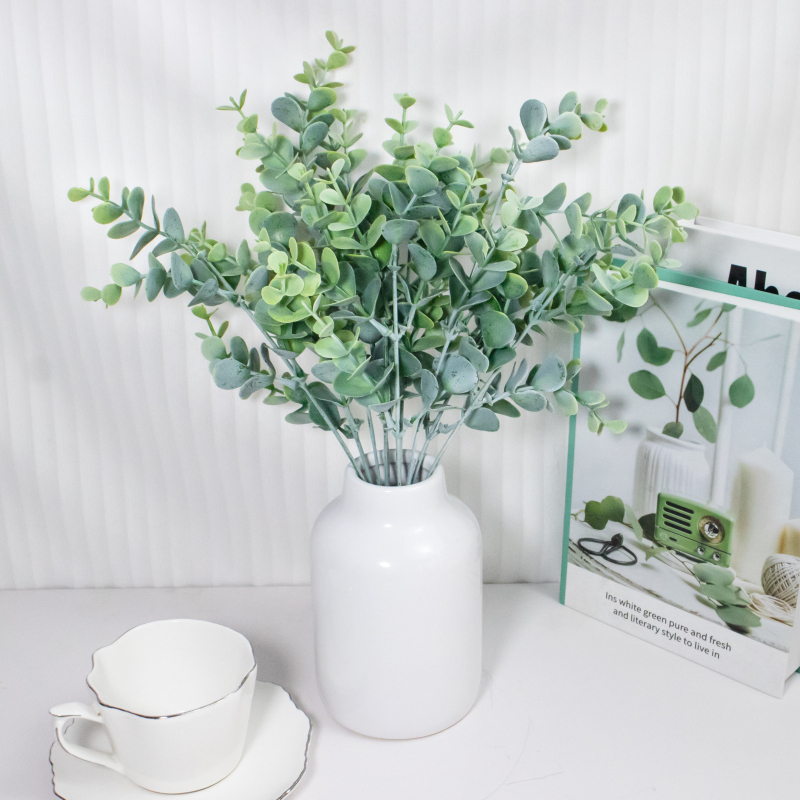 Buchet artificial cu eucalipt de șapte ramuri pentru decor interior