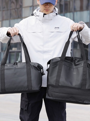 Putna torba, lagana i jednostavna, korejskog stila, velik kapacitet 20–35 L, za rekreacijska putovanja i fitness