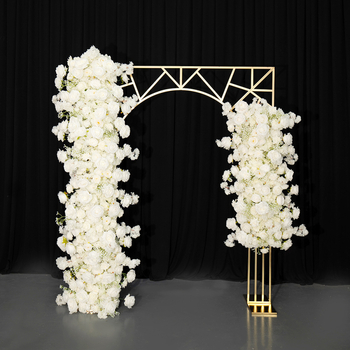 Aranjament floral artificial, flori de cireș, pentru fundal de nuntă — arc floral cu ramă în formă de coarne, decor scenă