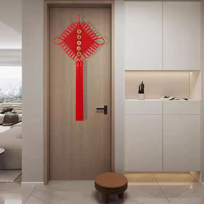 Nod chinezesc cu monede din cupru ale celor Cinci Împărați și simbolul norocului, decor pentru casa nouă