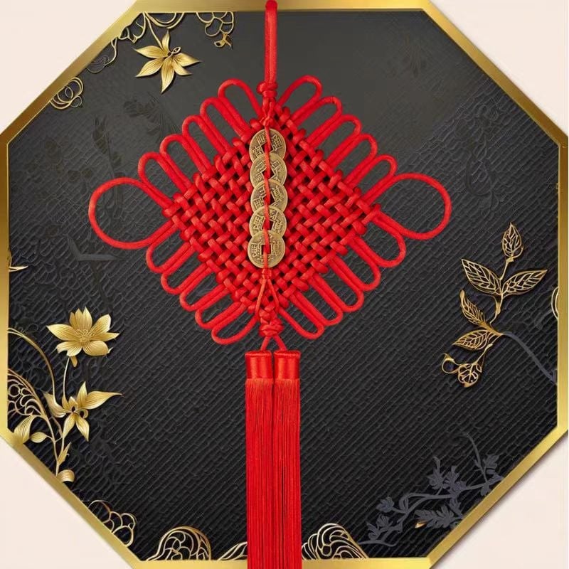 Nod chinezesc cu monede din cupru ale celor Cinci Împărați și simbolul norocului, decor pentru casa nouă