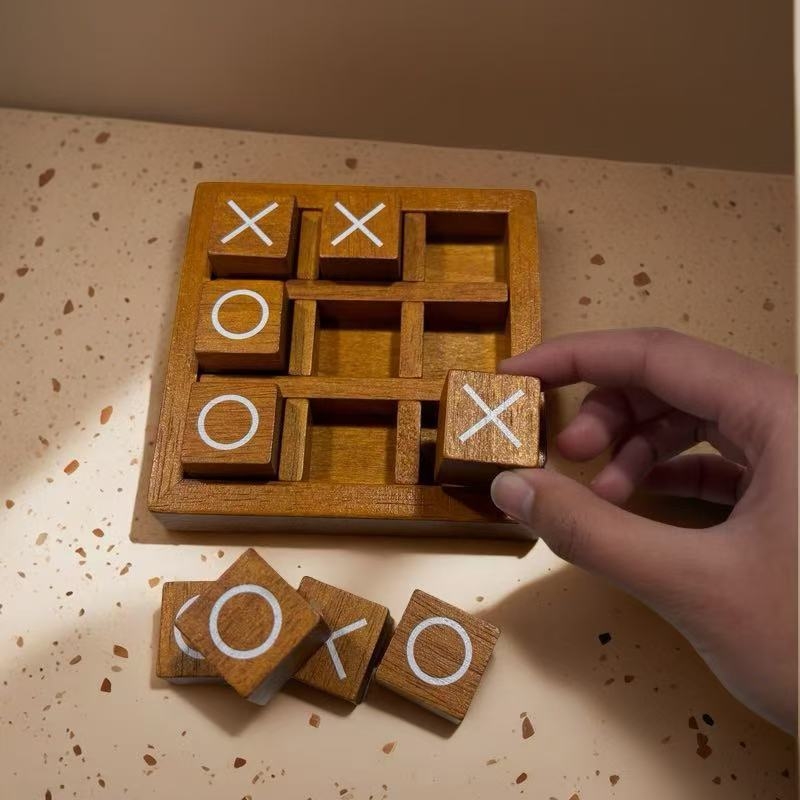 Drvena Tic-Tac-Toe igra za djecu – dva igrača, obrazovna društvena igra za interakciju roditelj-dijete i razvoj kognitivnih sposobnosti