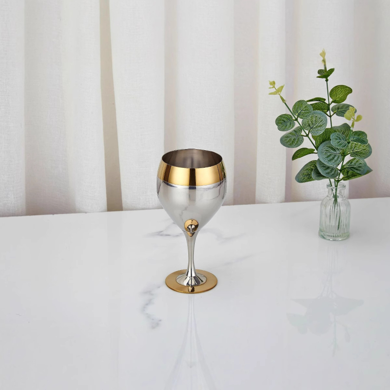 Set de pahare de vin din oțel inoxidabil 304, cu margine auriu, însoțit de farfurii și boluri – pentru bar, cocktail, restaurant și uz casnic