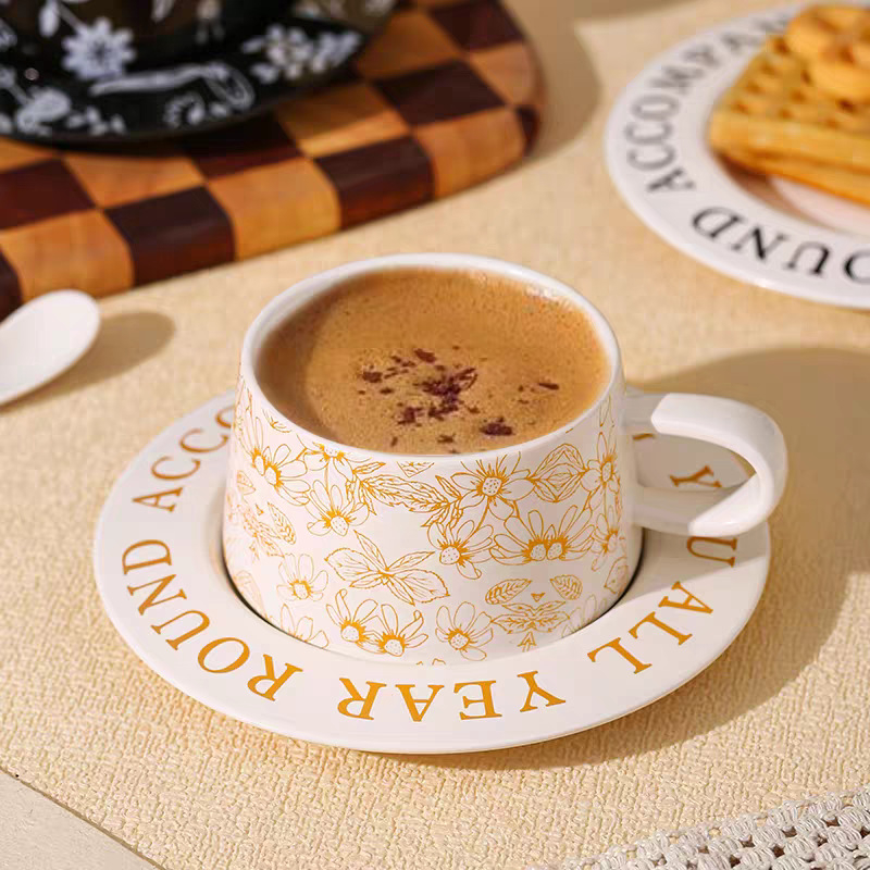 Set de cafea cu cești și farfurie cu model floral, în stil nordic, ceramică ușoară, farfurie de desert pentru ceaiul de după-amiază