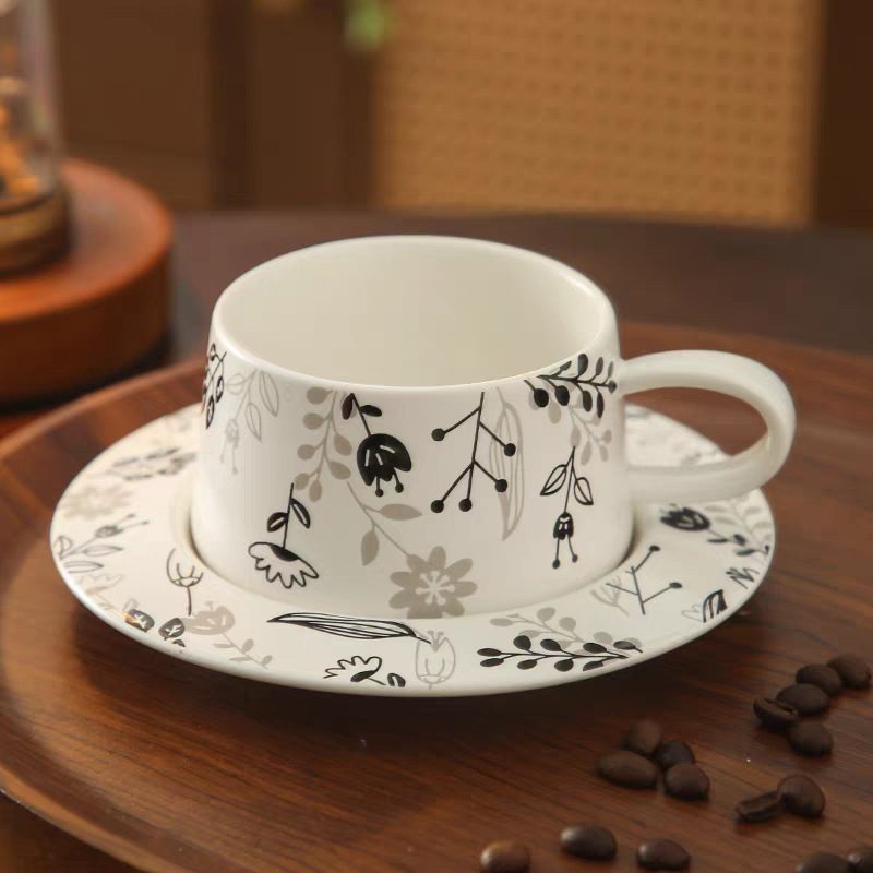 Set de cafea cu cești și farfurie cu model floral, în stil nordic, ceramică ușoară, farfurie de desert pentru ceaiul de după-amiază