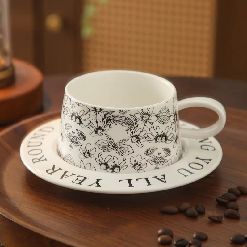 Set de cafea cu cești și farfurie cu model floral, în stil nordic, ceramică ușoară, farfurie de desert pentru ceaiul de după-amiază