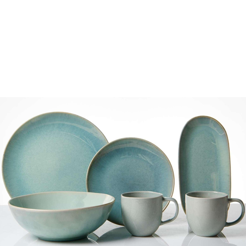 Set de veselă ceramică cu glazură reactive pentru uz casnic — boluri, farfurii și căni