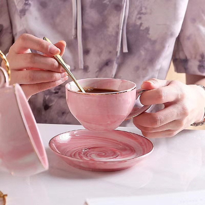 Set ceramic de cești de cafea cu farfurioare, stil european, veselă luxoasă pentru ceaiul de după-amiază