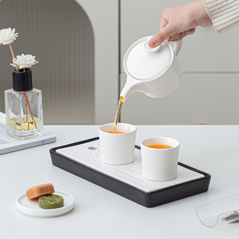 Set Gongfu de ceai în stil japonez, porțelan alb, ceainic și cești, mic set pentru două persoane, cu tavă de lemn pentru ceai