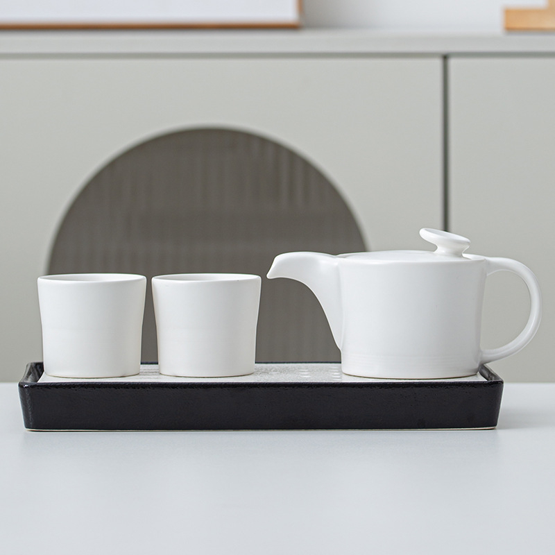 Set Gongfu de ceai în stil japonez, porțelan alb, ceainic și cești, mic set pentru două persoane, cu tavă de lemn pentru ceai