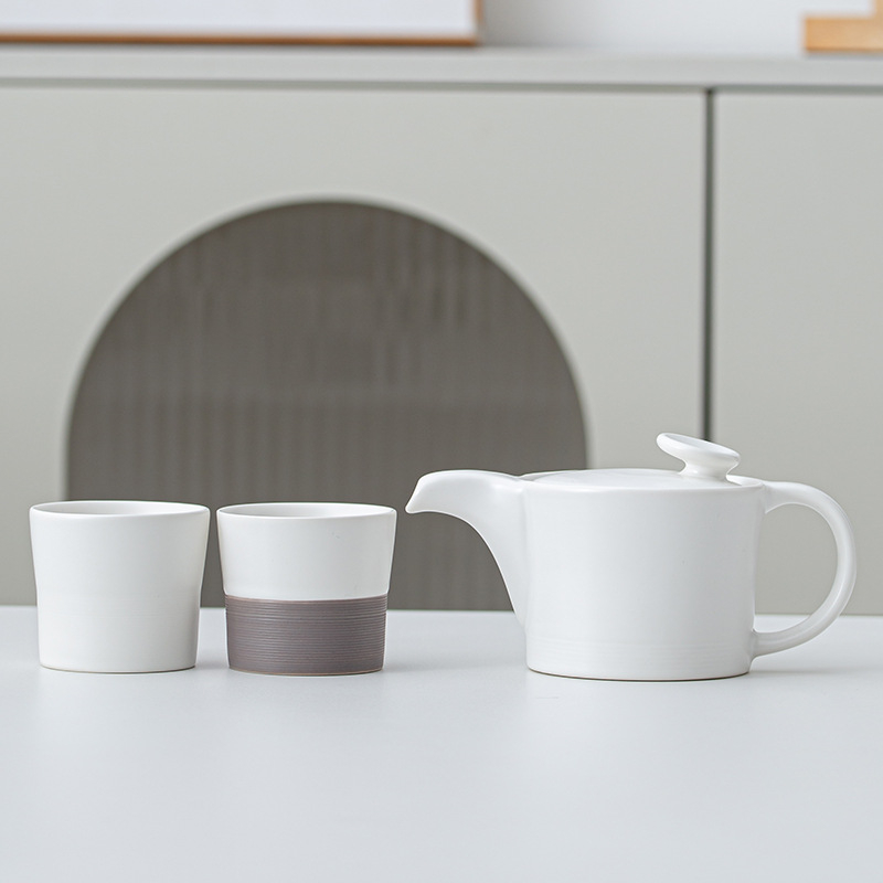 Set Gongfu de ceai în stil japonez, porțelan alb, ceainic și cești, mic set pentru două persoane, cu tavă de lemn pentru ceai