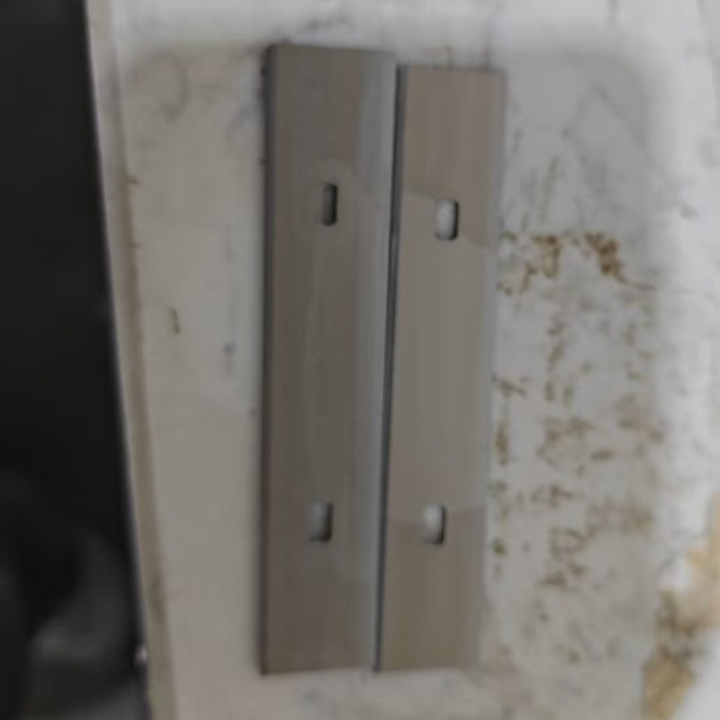 Lama de curățare din oțel inoxidabil pentru îndepărtarea adezivului și curățarea rosturilor pe podele din marmură