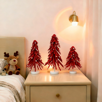 Brăduț miniatural de Crăciun – ornamente pentru masă, decor pentru o scenă mică