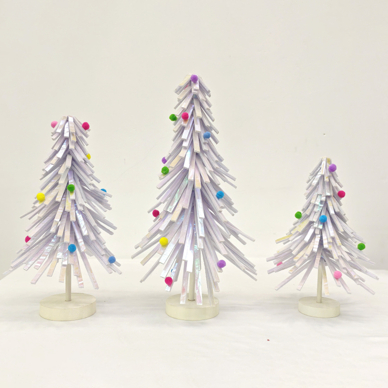 Brăduț miniatural de Crăciun – ornamente pentru masă, decor pentru o scenă mică