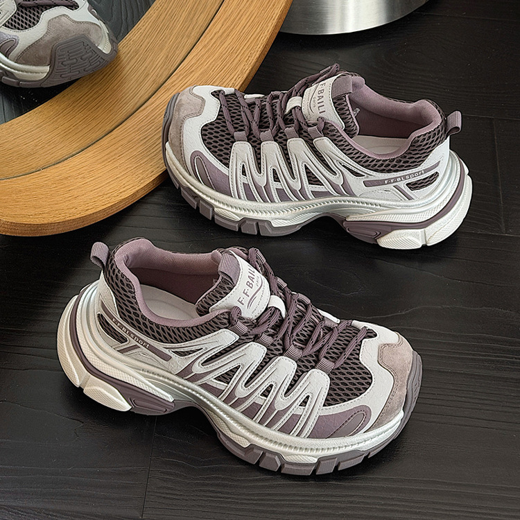 Nove ženske tenisice u stilu dad sneakers s debelim potplatom, proljeće 2026, lake i casual za trčanje i planinarenje, s dizajnom za povećanje visine