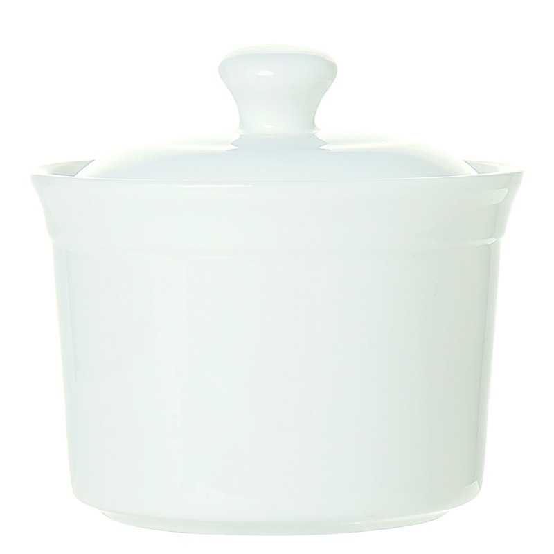 Vas ceramic din porțelan osos alb, cu capac, pentru o porție, cu interior și colorare sub glazură pentru ou fiert la abur