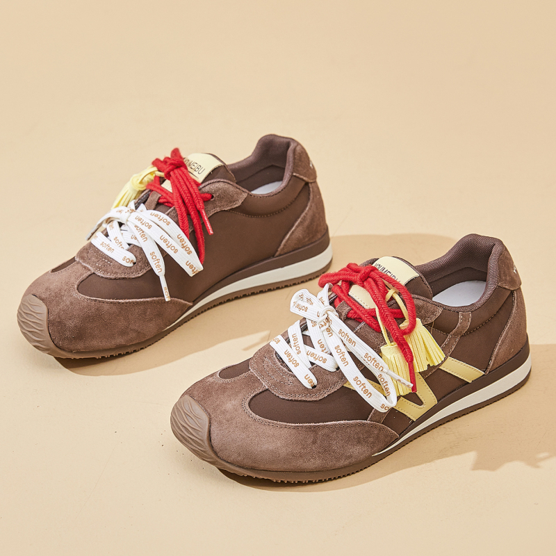 Ženske tenisice s debelim potplatom – Forrest Gump inspiriran stil, korejski modni trend, jesen 2025