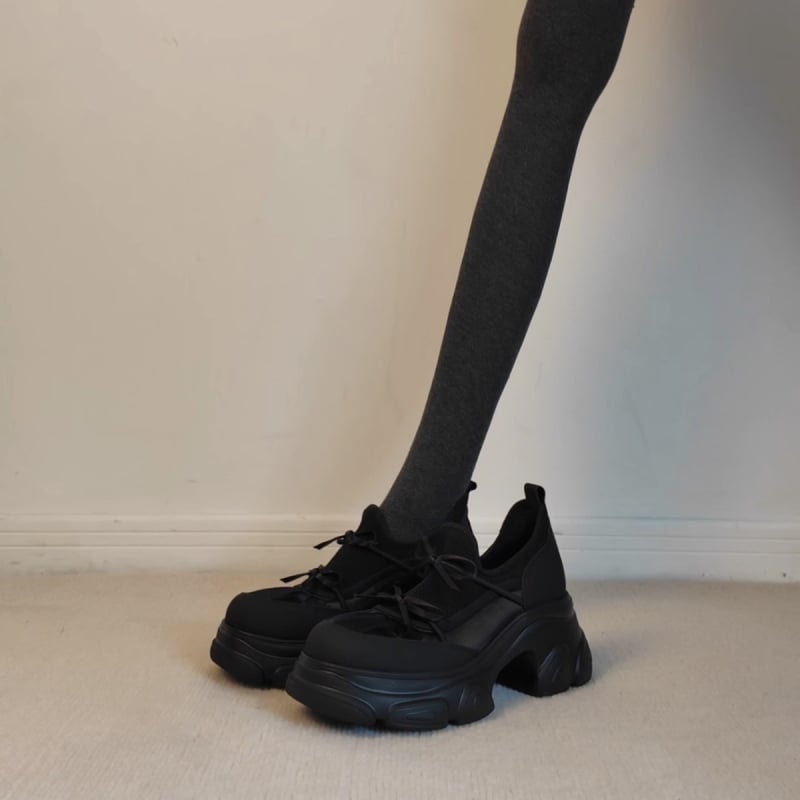 Ženske cipele tipa dad shoes s debelim potplatom, inspirirane Yang Mi, Butterfly Island, povećanje visine, bijele tenisice, novi model 2026