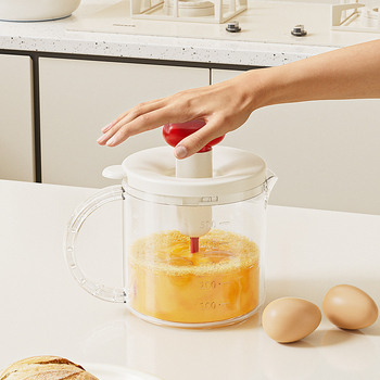 Mixer manual pentru ouă cu filtru încorporat și cupă de amestec pentru frișcă și coacere