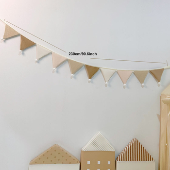 Decor pentru sala de clasă în stil Instagram, cu panglici din velur și stegulețe de ziua copiilor pentru petreceri