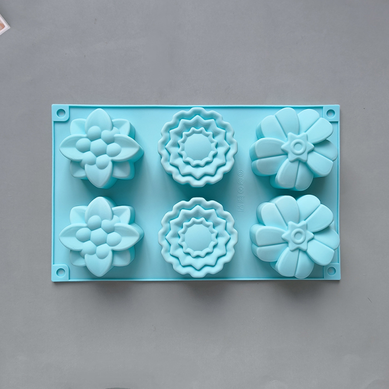 Set de șase forme din silicon cu trei modele de flori pentru coacere – forme pentru prăjituri, săpun și gheață, model 744