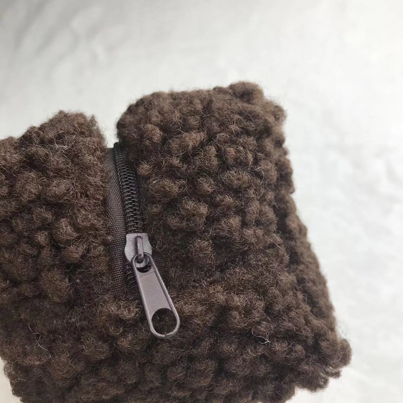 Geantă de machiaj din lână de miel, stil coreean, minimalistă și la modă, cu capacitate mare, formă pătrată, potrivită pentru cosmetice, creioane, monede și rechizite.