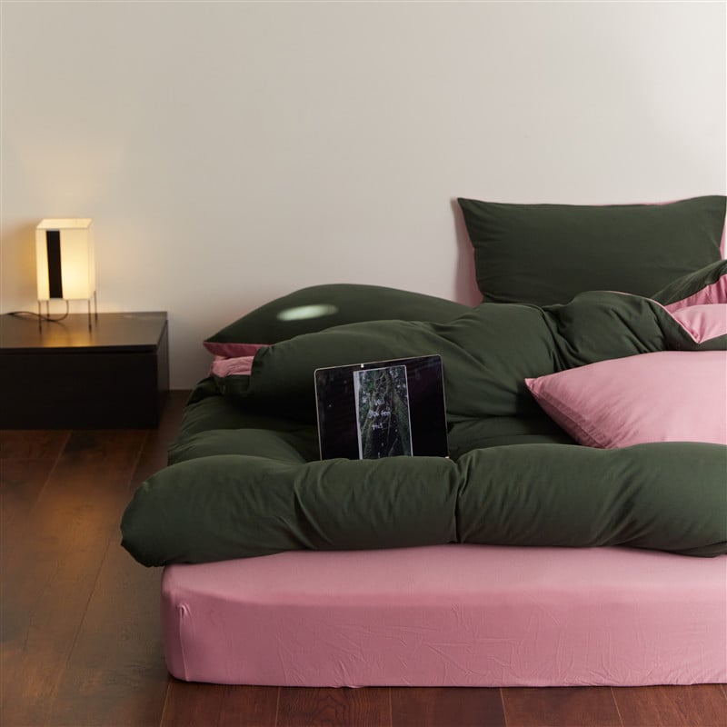 Set de lenjerie de pat din bumbac 100% în stil Ins, cu culori contrastante, format din patru piese: husă de pilotă, cearșaf, cearșaf cu elastic și fețe de pernă