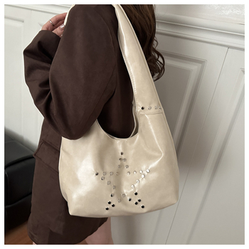 Torba Tote u ulično-retro stilu s personaliziranim zakovicama, punk stil torba preko ramena, velika zapremina, visokokvalitetna tekstura