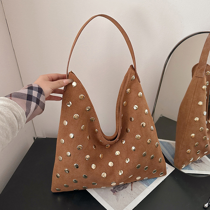 Nylon torba za rameno sa metalnim zakovicama, retro stil, visoka kvaliteta