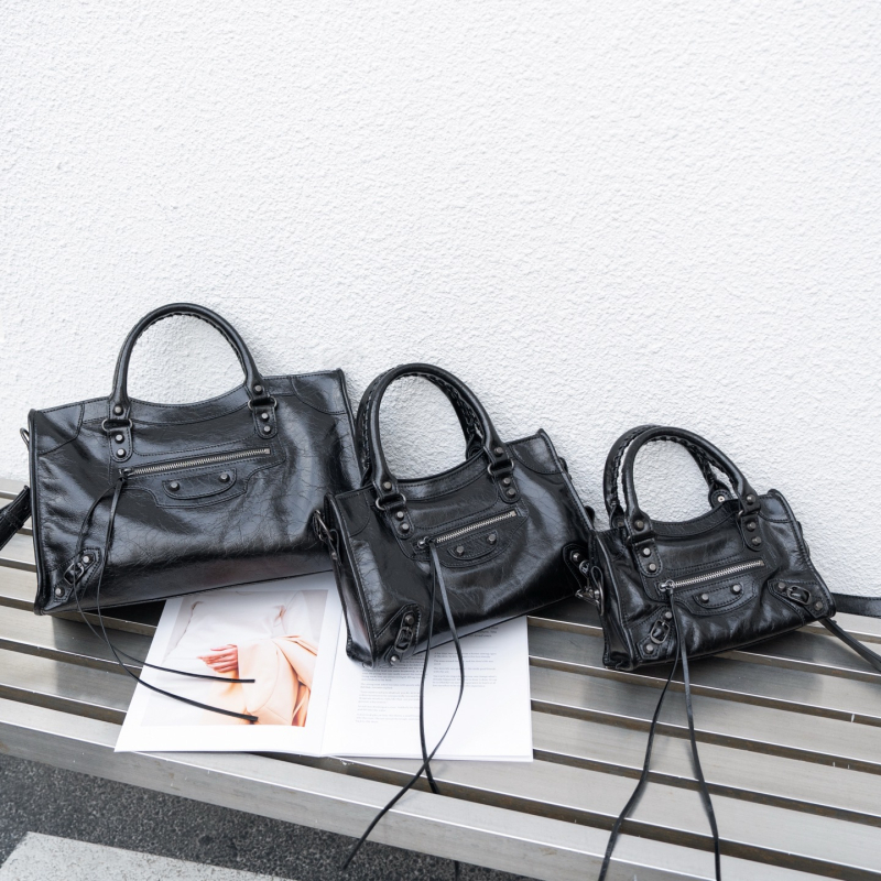 Ženska torba Le City za motocikl, s vijcima, retro koža s uljem, crossbody