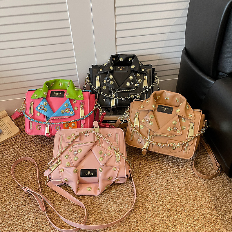 Ženska mini kvadratna PU torba s lancem, jakne stil, detalji riveta