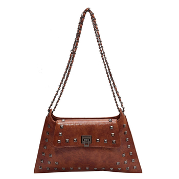 Vintage ženska torbica tipa kofer s nitima i lančanim remenom za rame, teksturirana crossbody