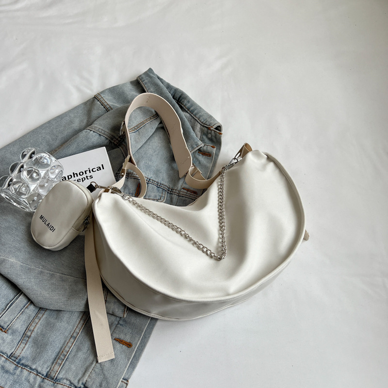 Torba velikog kapaciteta za žene, crvena platnena crossbody torba u stilu dumpling, proljeće-ljeto