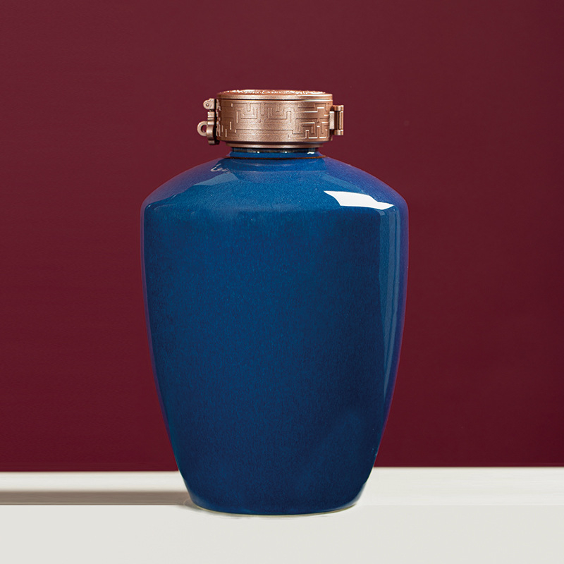 Vas ceramic pentru vin, sigilat, pentru uz casnic