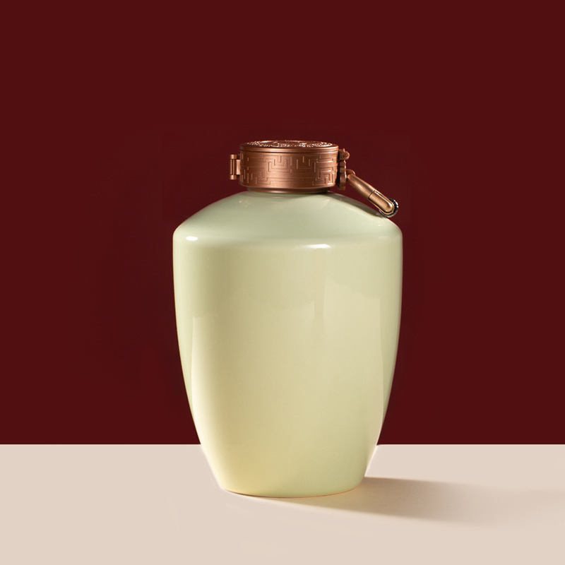 Vas ceramic pentru vin, sigilat, pentru uz casnic