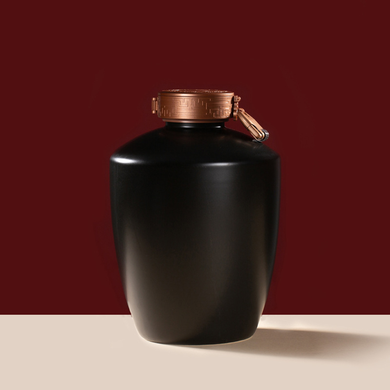 Vas ceramic pentru vin, sigilat, pentru uz casnic